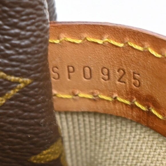 LOUIS VUITTON Reporter PM Crossbody Shoulder Bag Monogram Leather M45254 84KB632 - Picture 13 of 14